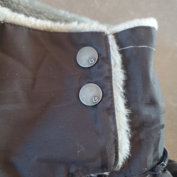 BURTON ski jacket w removable hood - Picture 12 of 16